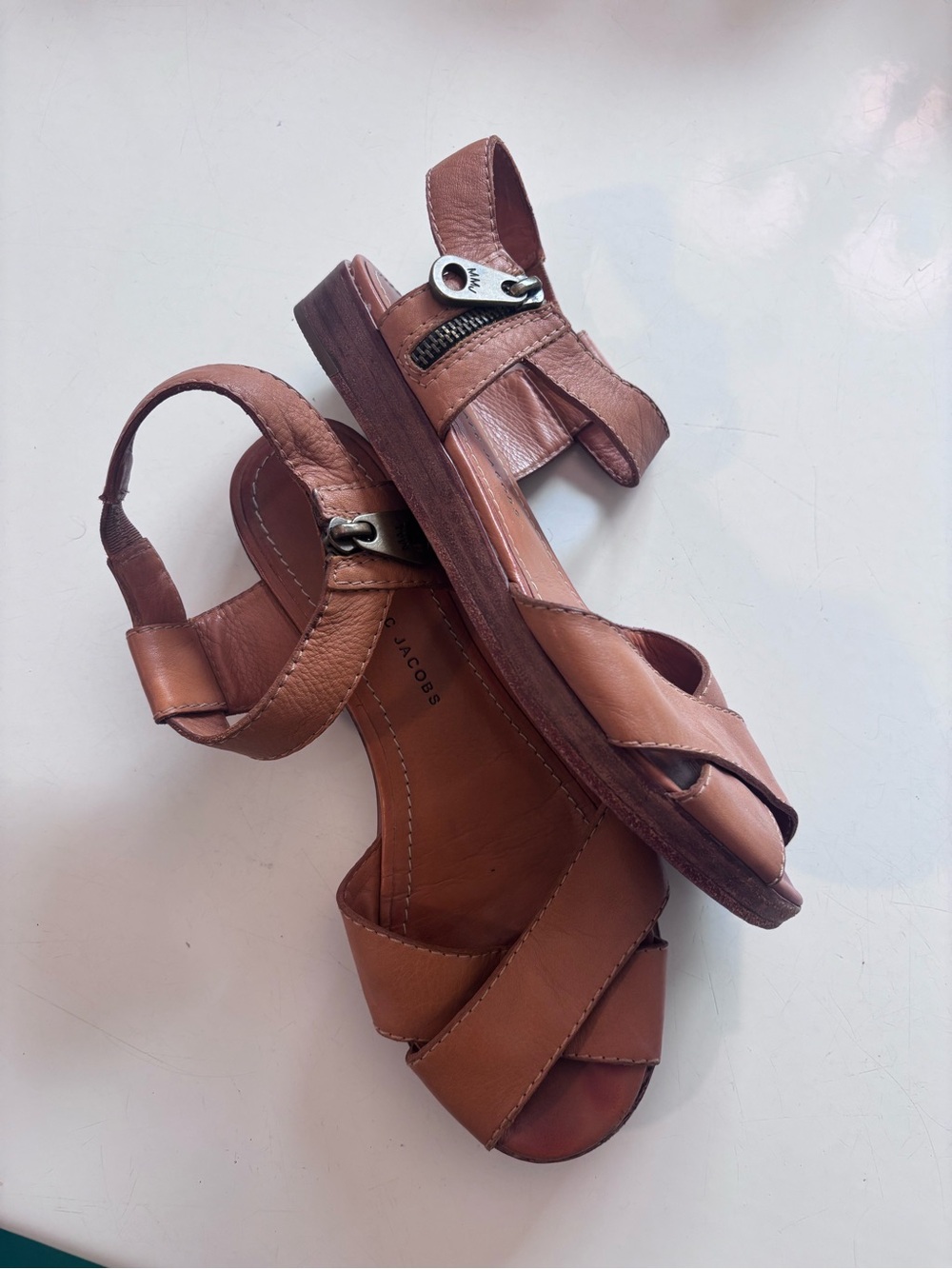 Marc by Marc Jacobs Brown Leather Cross-Front Slingback Sandals - Picture 3 of 4